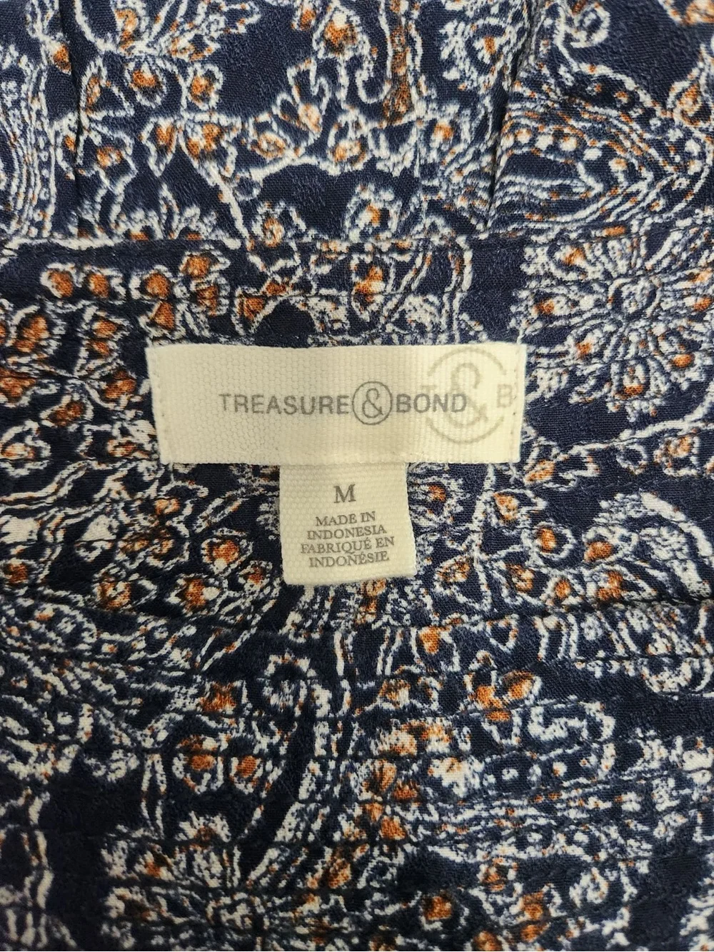 Treasure & Bond Balloon Long Sleeve Peplum Top in Navy Antique Floral Paisley. - Picture 8 of 14